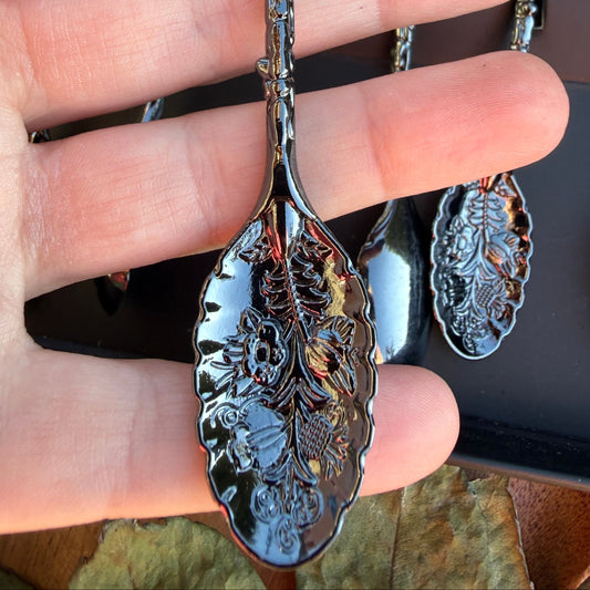 Kristallöffel Set in Dunkelsilber