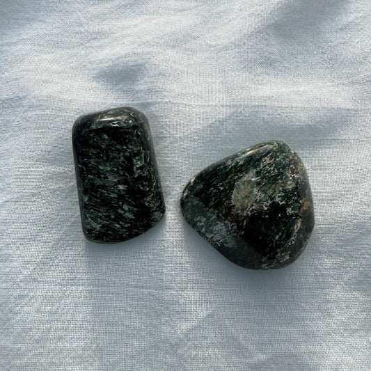 FUCHSIT Trommelstein