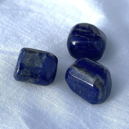 LAPISLAZULI Trommelstein
