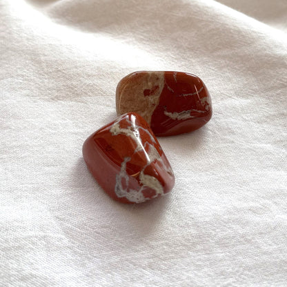 ROTER JASPIS Trommelstein