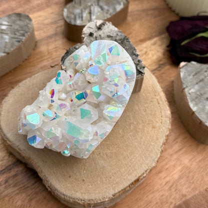 ANGEL AURA Schneequarz Cluster