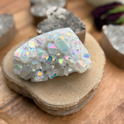 ANGEL AURA Schneequarz Cluster