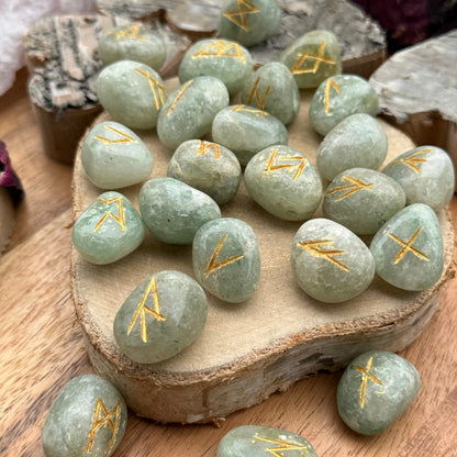 Runenstein Set Grüner Aventurin