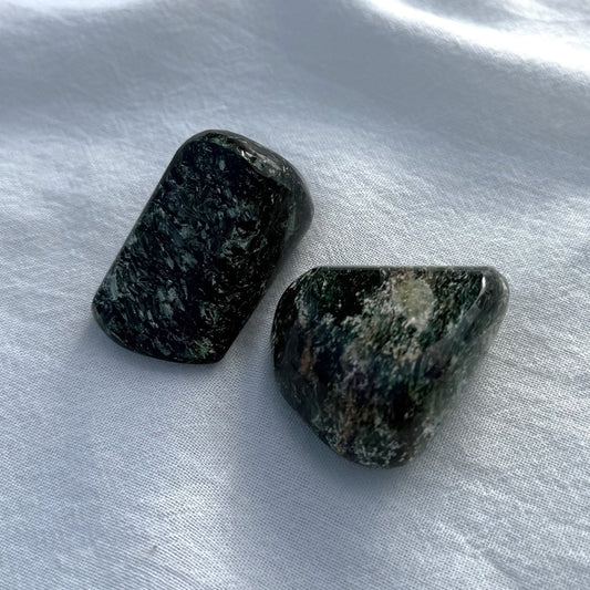 FUCHSIT Trommelstein